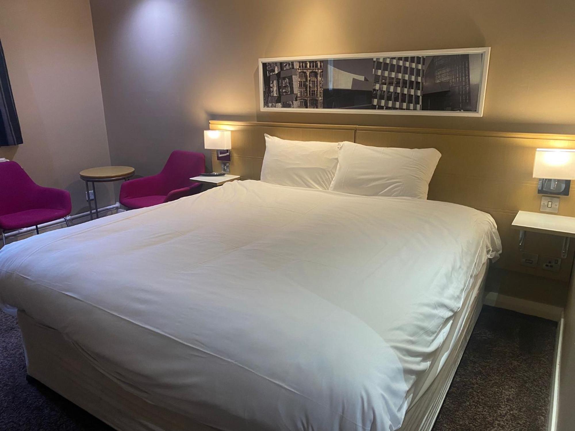 Airport & Manchester 3* Уилмслоу