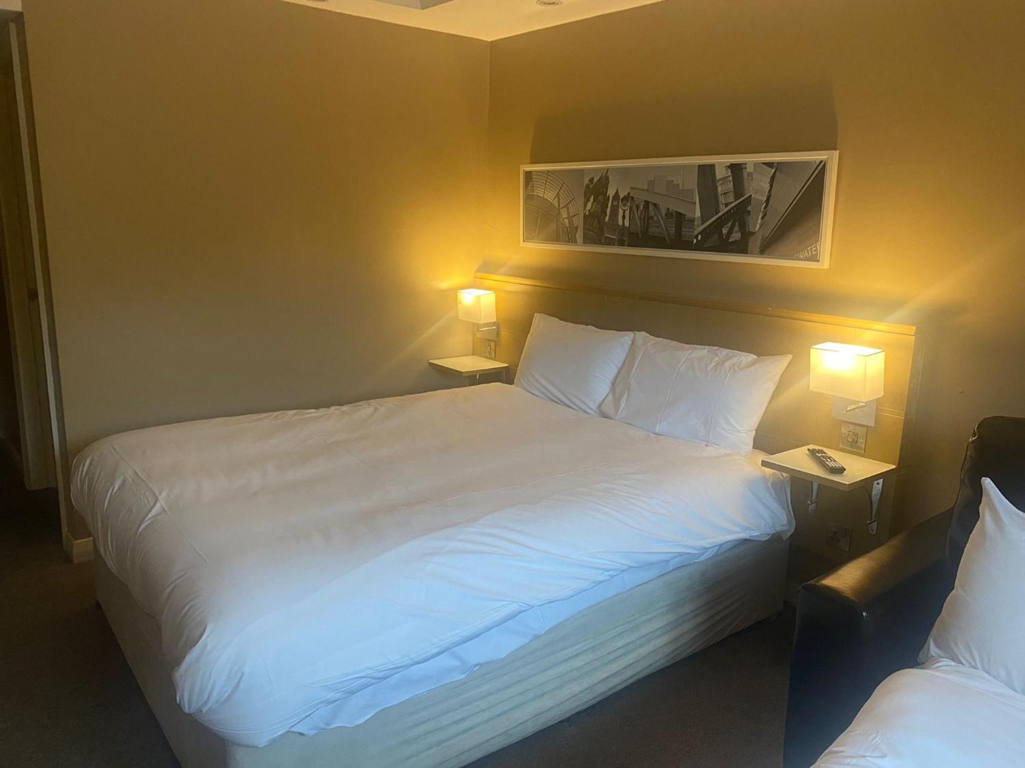 Airport & Manchester 3* Уилмслоу