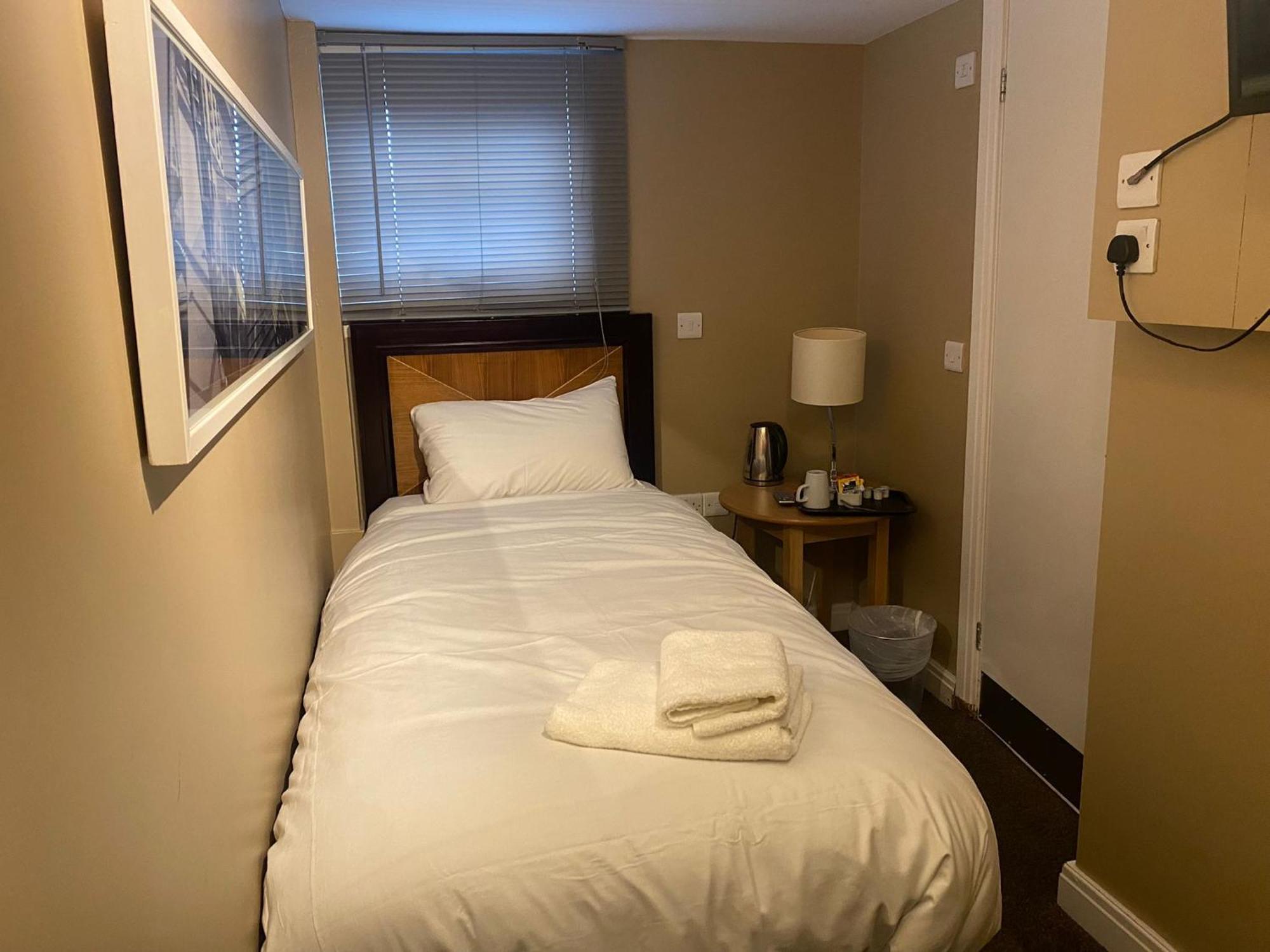 Hotel Airport & Manchester