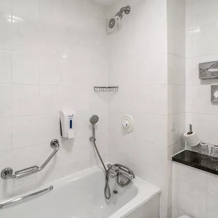 Airport Inn & Spa Manchester Wilmslow Room photo