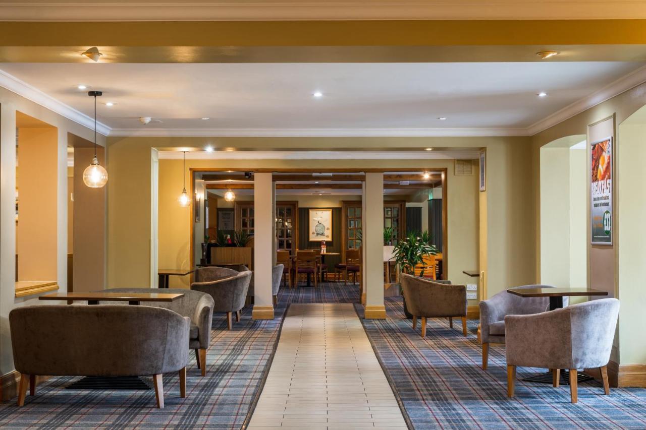 Airport & Manchester 3* Wilmslow