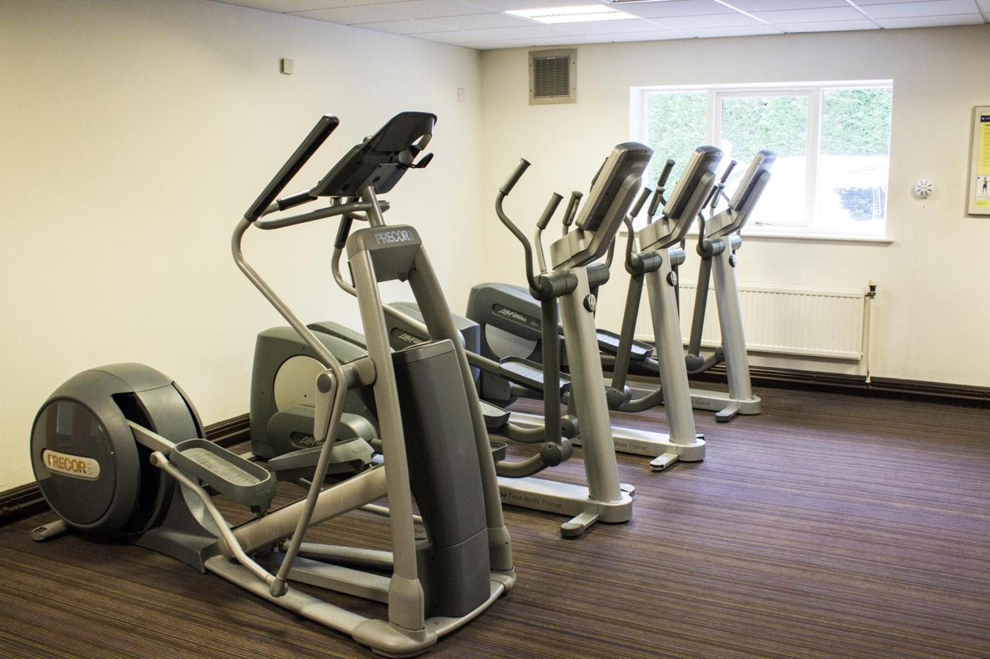 Hotel Airport & Manchester 3*