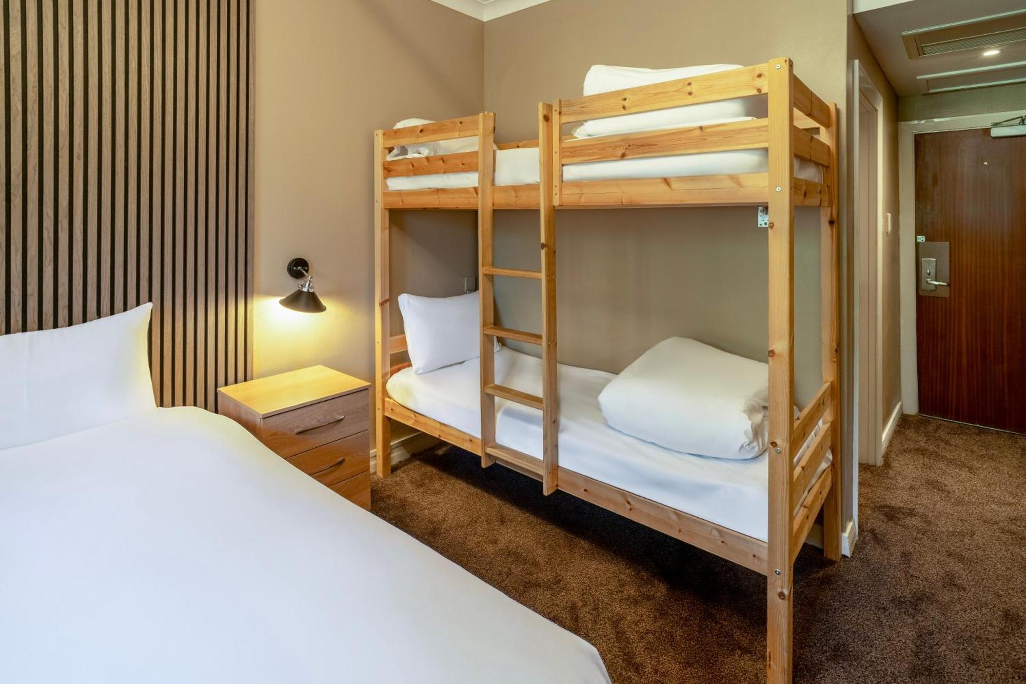 Hotel Airport & Manchester Wilmslow
